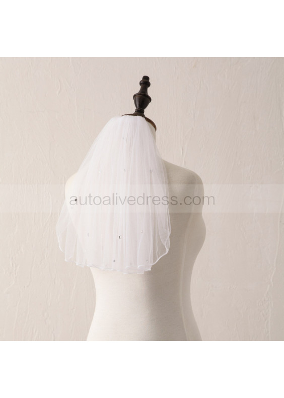 Ivory Short Crystal Plain Edge Wedding Veil Ivory Short Crystal Plain Edge Wedding Veil